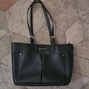 Michael Kors Jet Set Medium Pocket Tote Bag